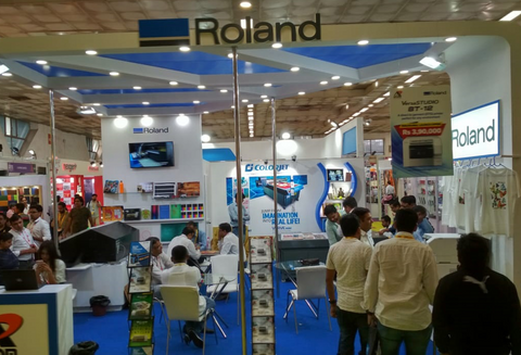 Apsom Introduces Roland VersaSTUDIO BT-12: A Compact DTG Printer for Cotton Fabrics